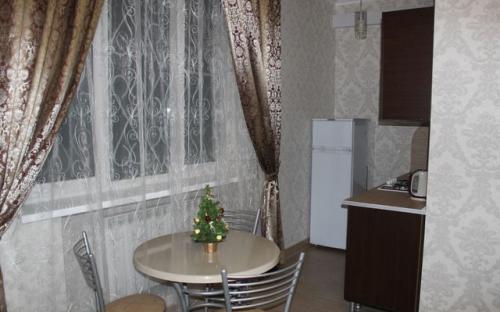 Гостевой дом на Просвещения 36А, Квартира-студия