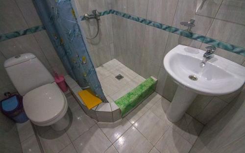 Двухкомнатный номер с удобствами, Гостевой дом "В Гостях у Оганеса"