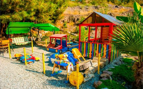 Вилла "Арнис" Алушта