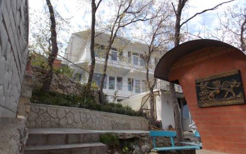 Гостевой дом "Буратино" Алупка