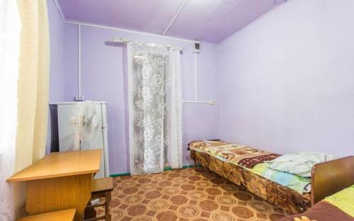 3х местный эконом, Гостевой дом на улице Красных партизан - Архипо-Осиповка