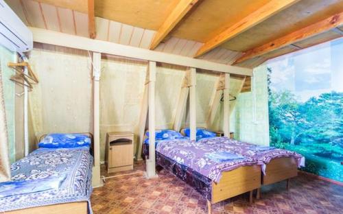 4х местный эконом, Гостевой дом на улице Красных партизан - Архипо-Осиповка