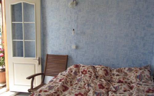 Домик с террасой для парочки