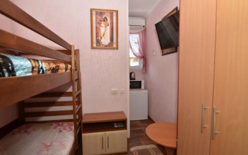 Номер "эконом", Мини-гостиница "Лукоморье" Алупка