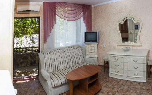 Номер "комфорт", Мини-гостиница "Лукоморье" Алупка