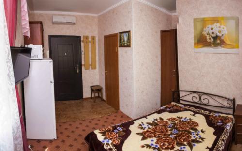 Номер "комфорт", Мини-гостиница "Лукоморье" Алупка