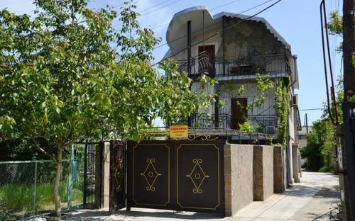 Гостевой дом на Школьной Алушта