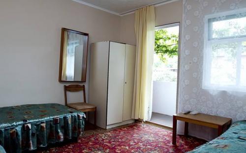 3-х местный Эконом, Гостевой дом на Самбурова 10 Анапа