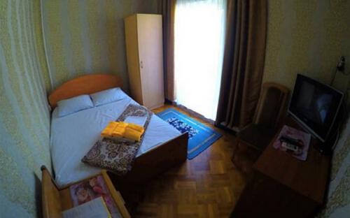 2-х местные с удобствами на 2 номера, Гостевой дом "Континенталь" Анапа