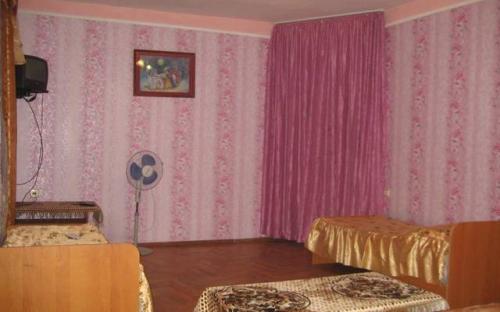 4-местный номер, 2 этаж, Гостевой дом "Жанна" Анапа