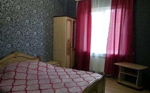 Стандарт, Гостевой дом "Корона" село Весёлое