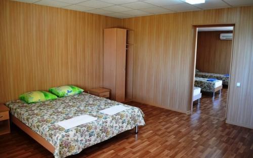 Номера повышенной комфортности в корпусе, База отдыха "Тамань" Благовещенская